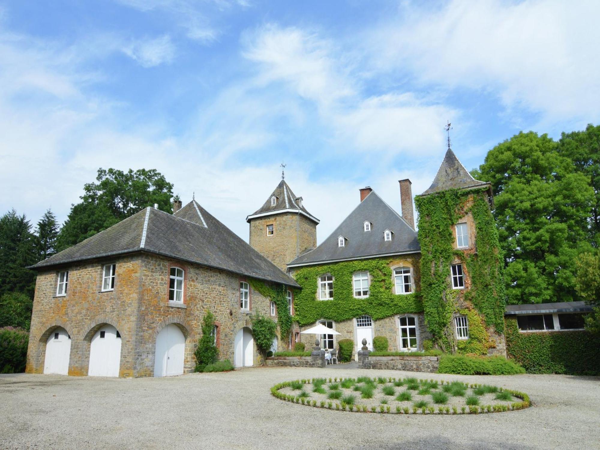 Delightful Castle In Bastogne With Bubble Bath Βίλα Εξωτερικό φωτογραφία
